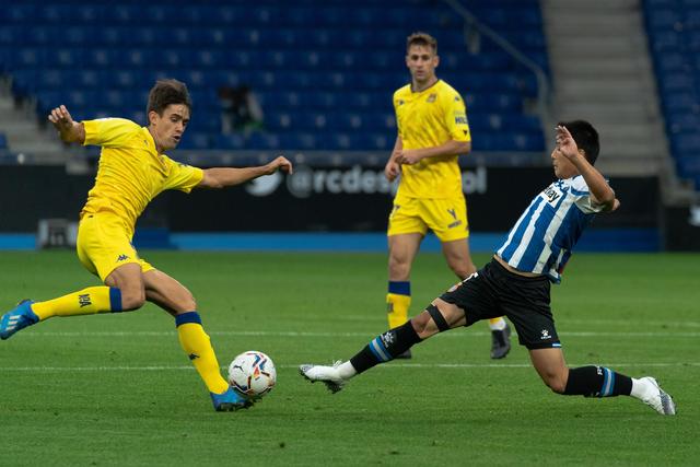 约基奇31分掘金大胜马刺回西部第一 爵士擒鹰